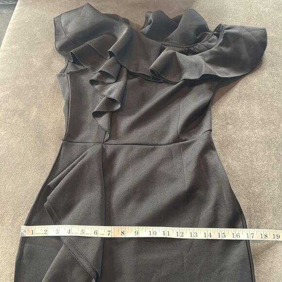 Women’s Black Off-Shoulder BodyCon Midi Dress with Ruffles Size S NWOT - Picture 12 of 13